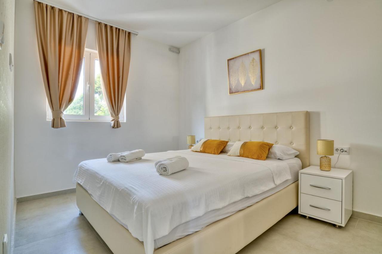 The Golden Luxury Apartments Котор Экстерьер фото
