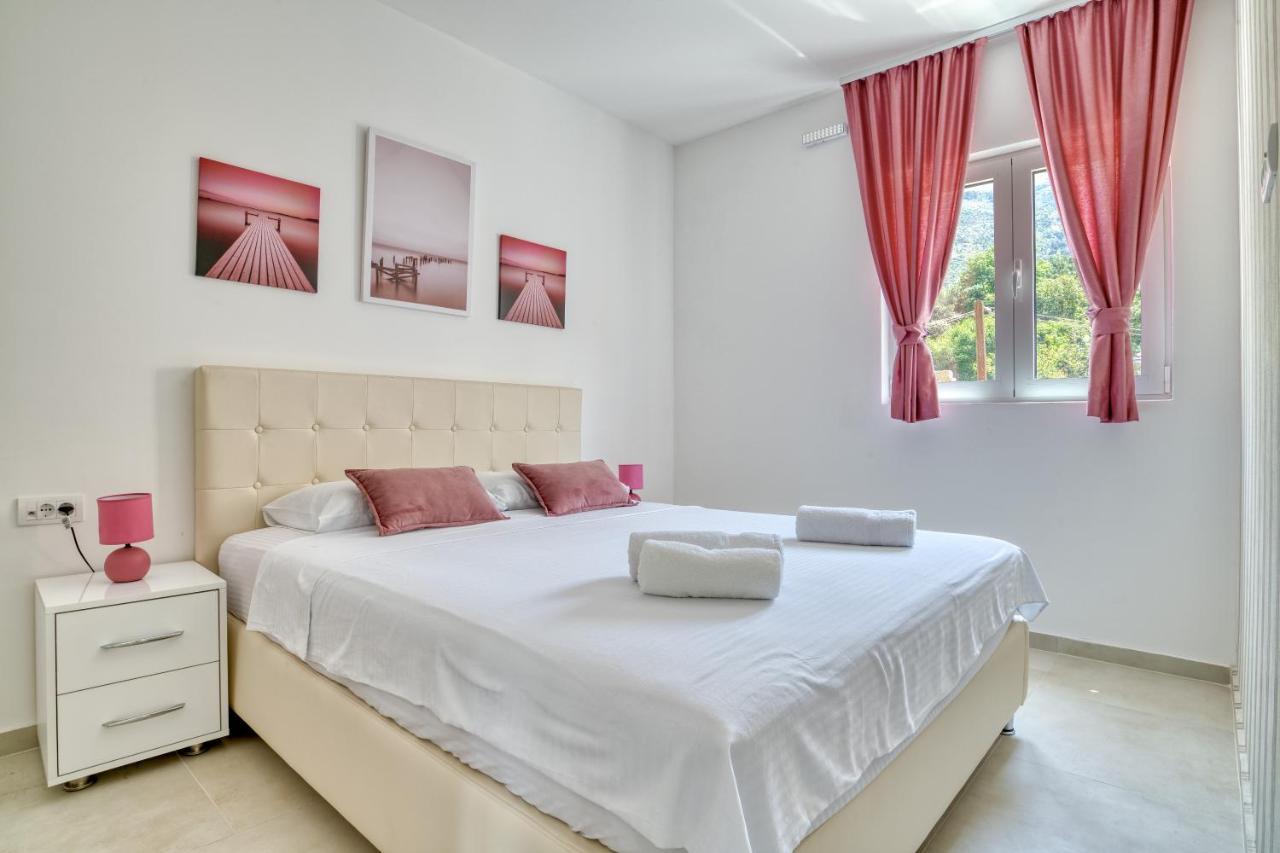 The Golden Luxury Apartments Котор Экстерьер фото