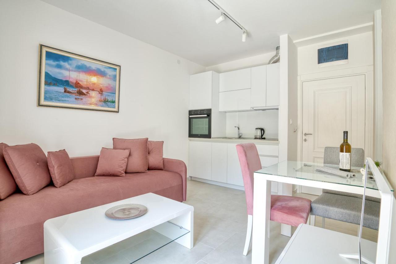 The Golden Luxury Apartments Котор Экстерьер фото