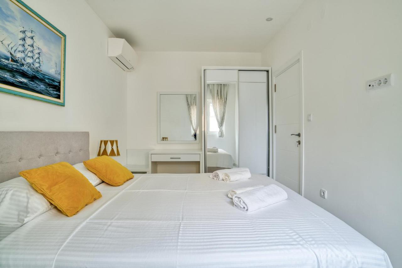 The Golden Luxury Apartments Котор Экстерьер фото